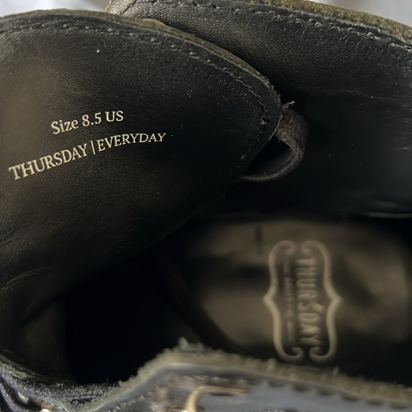 Men's Black Leather Boots - Picture 8 of 8